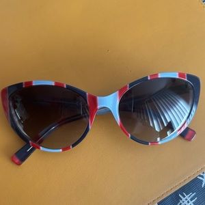 Dolce & Gabbana cat eyes retro catwalk red white blue sunglasses